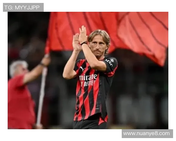 续约莫德里奇后，米兰持续挖“白叟”：免签巴萨射手再演奇观